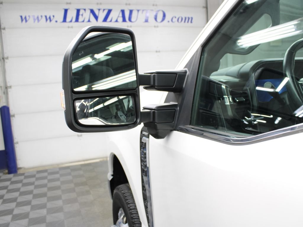 Used 2024 Ford F350 Lariat w/ Lariat Ultimate Package AWD/4WD image 78