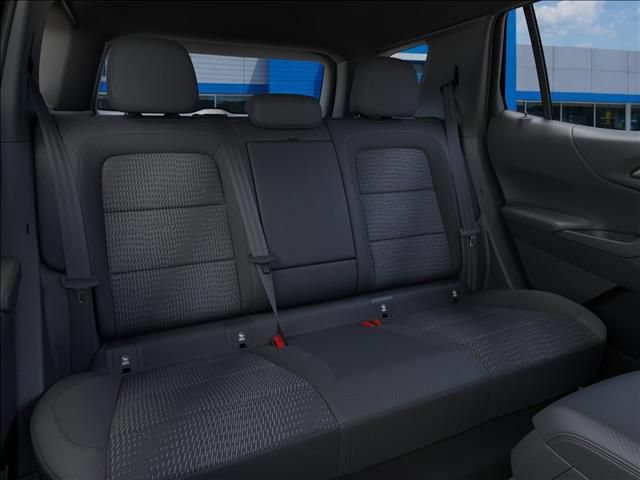 New 2026 Chevrolet Equinox LT w/ LPO, Floor Liner Package FWD image 17