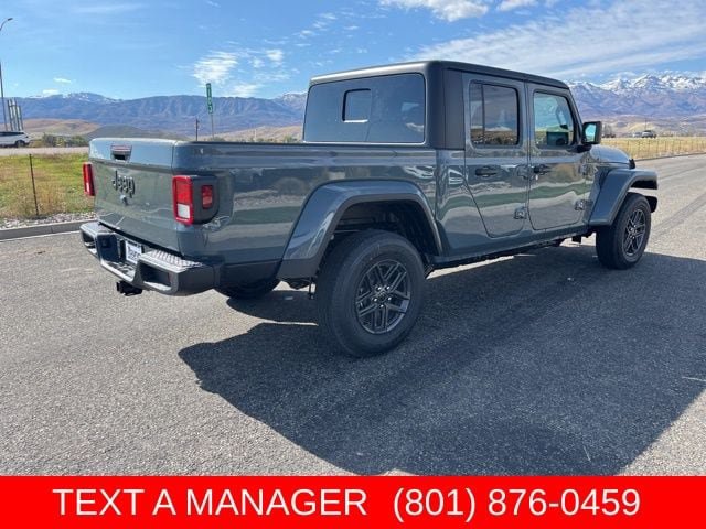 New 2025 Jeep Gladiator Sport AWD/4WD image 3