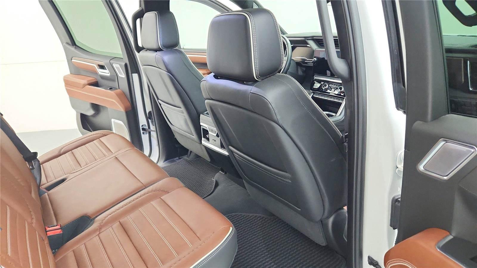 Used 2023 GMC Sierra 1500 Denali Ultimate AWD/4WD image 37