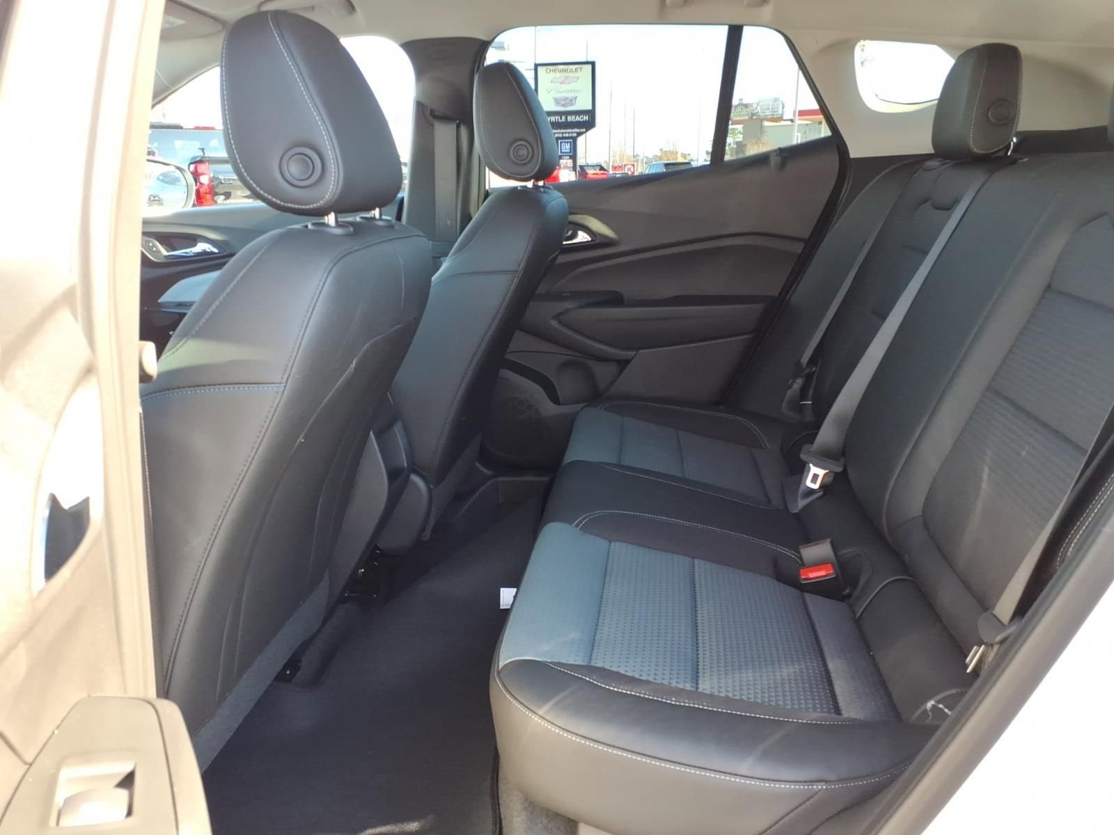 New 2026 Chevrolet Trax LT image 14