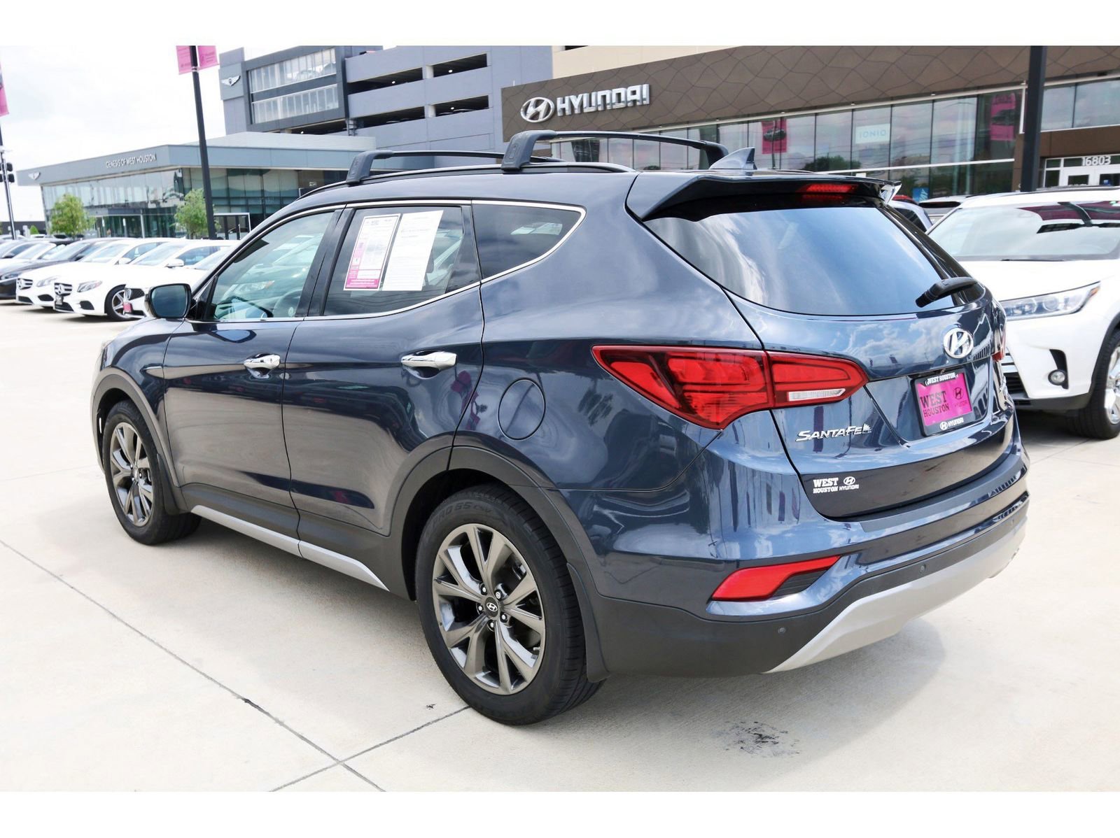 Used 2017 Hyundai Santa Fe Sport image 6