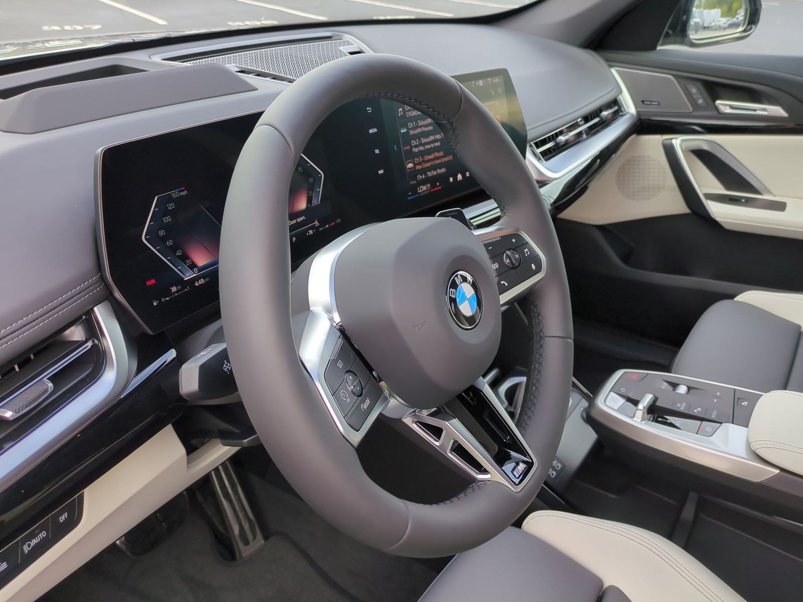Used 2026 BMW X1 xDrive28i w/ Technology Package AWD/4WD image 17