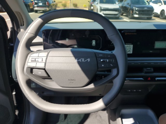New 2027 Kia EV3 Wind FWD image 27