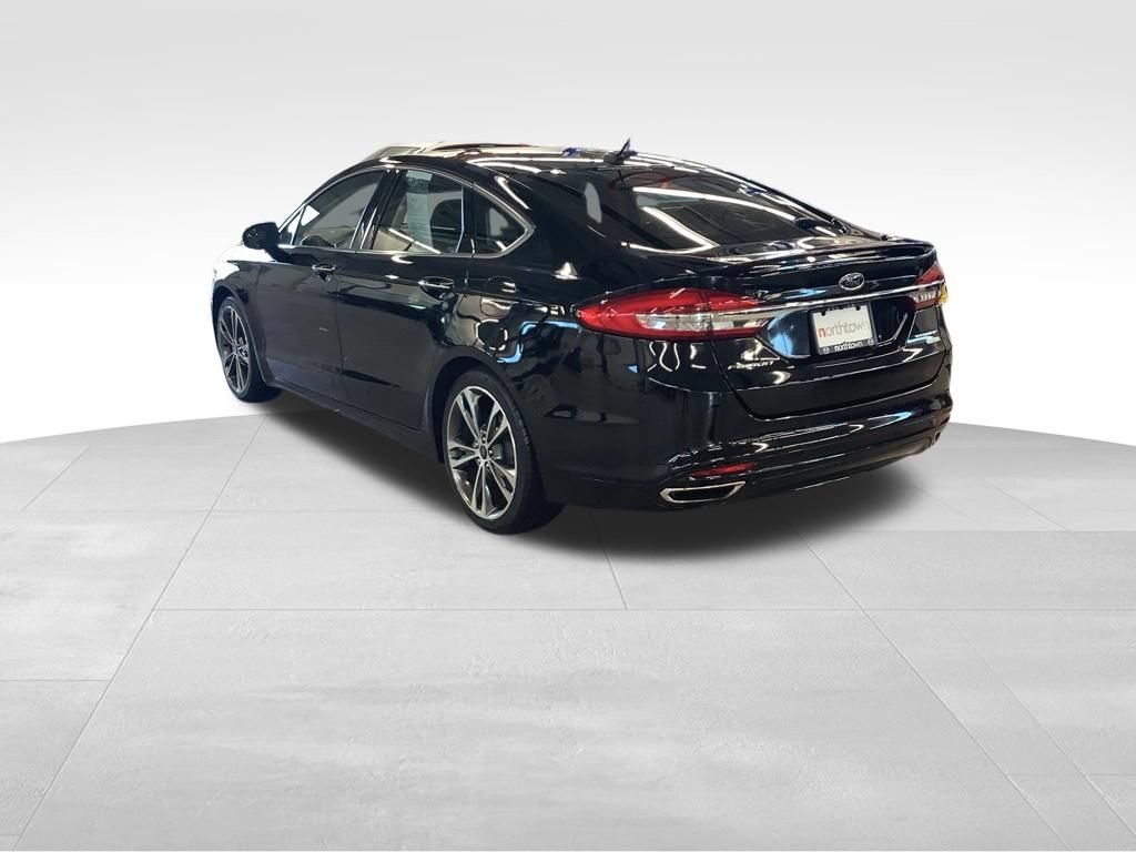 Used 2017 Ford Fusion Titanium FWD image 4
