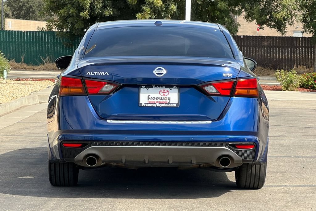 Used 2022 Nissan Altima 2.5 SR FWD image 6