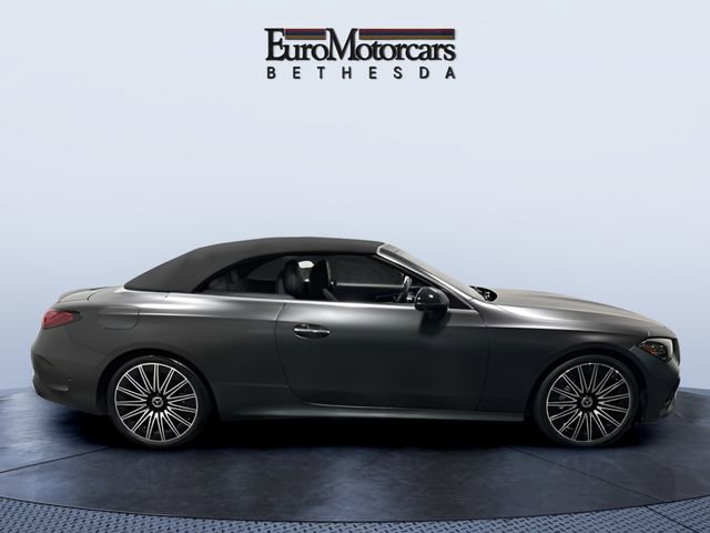 Used 2024 Mercedes-Benz CLE 450 4MATIC Cabriolet image 10