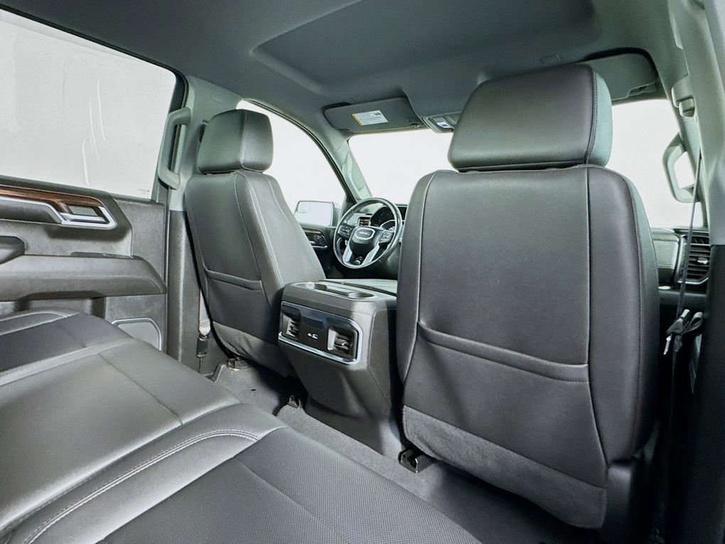 Used 2023 GMC Sierra 1500 SLT w/ SLT Premium Package AWD/4WD image 31