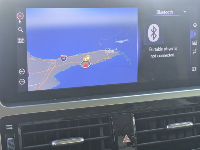 Used 2023 Lexus GX 460 Luxury w/ Accessory Package image 6