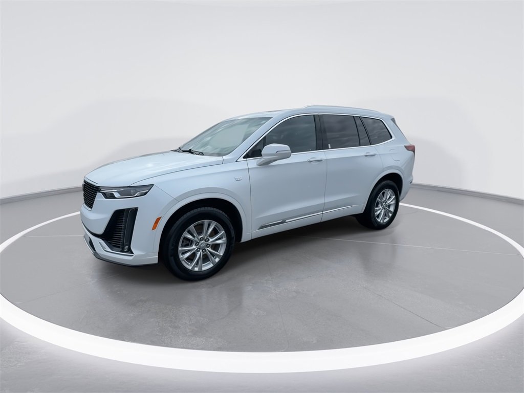 Used 2024 Cadillac XT6 Luxury w/ LPO, Floor Liner Package image 4