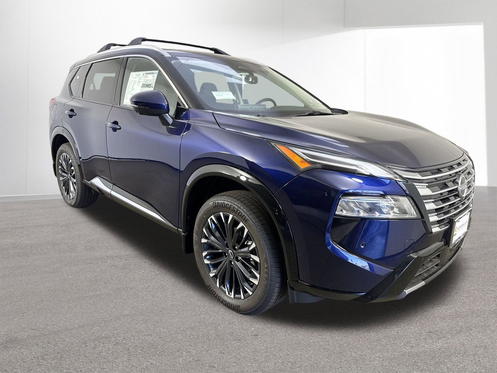 New 2026 Nissan Rogue Platinum w/ Platinum Premium Package image 3