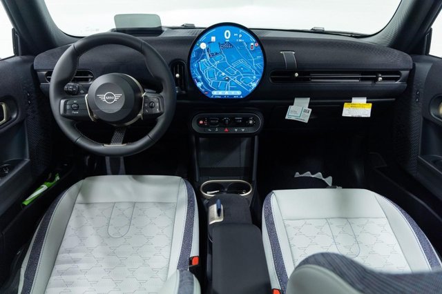 New 2027 MINI Cooper 2-Door Hardtop FWD image 18