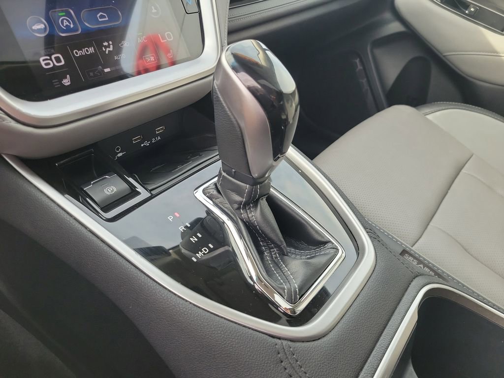 Used 2020 Subaru Outback Limited w/ Popular Package #2 image 23