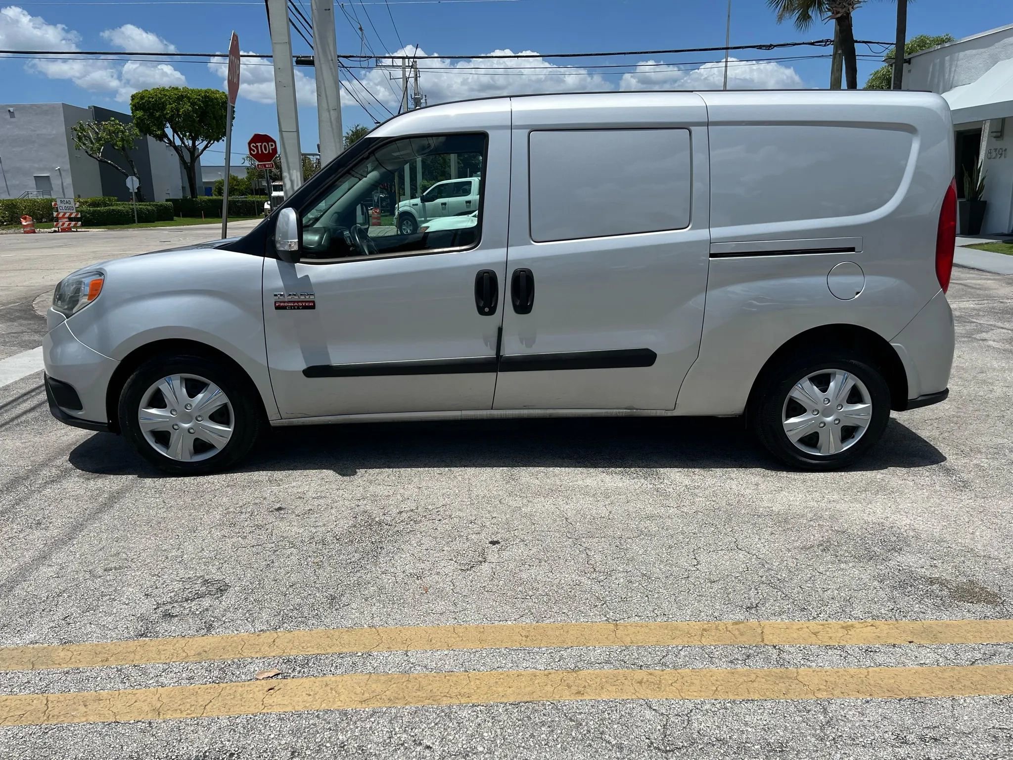 Used 2019 RAM ProMaster City Tradesman SLT image 5