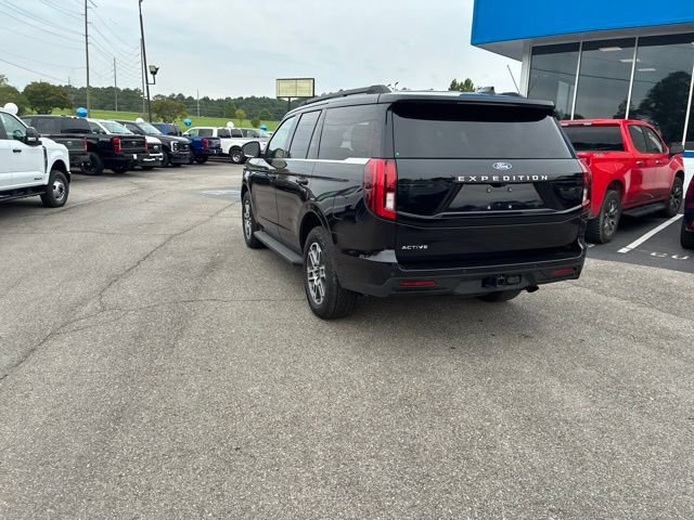 Used 2025 Ford Expedition Active AWD/4WD image 27