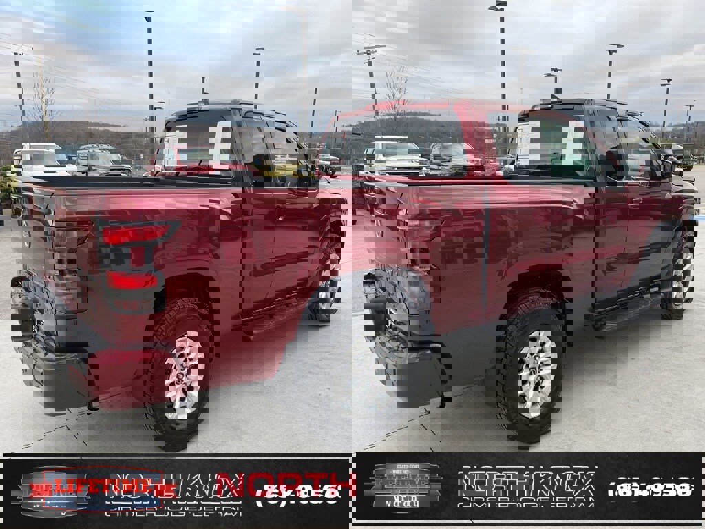 Used 2024 Nissan Frontier SV w/ Technology Package image 17