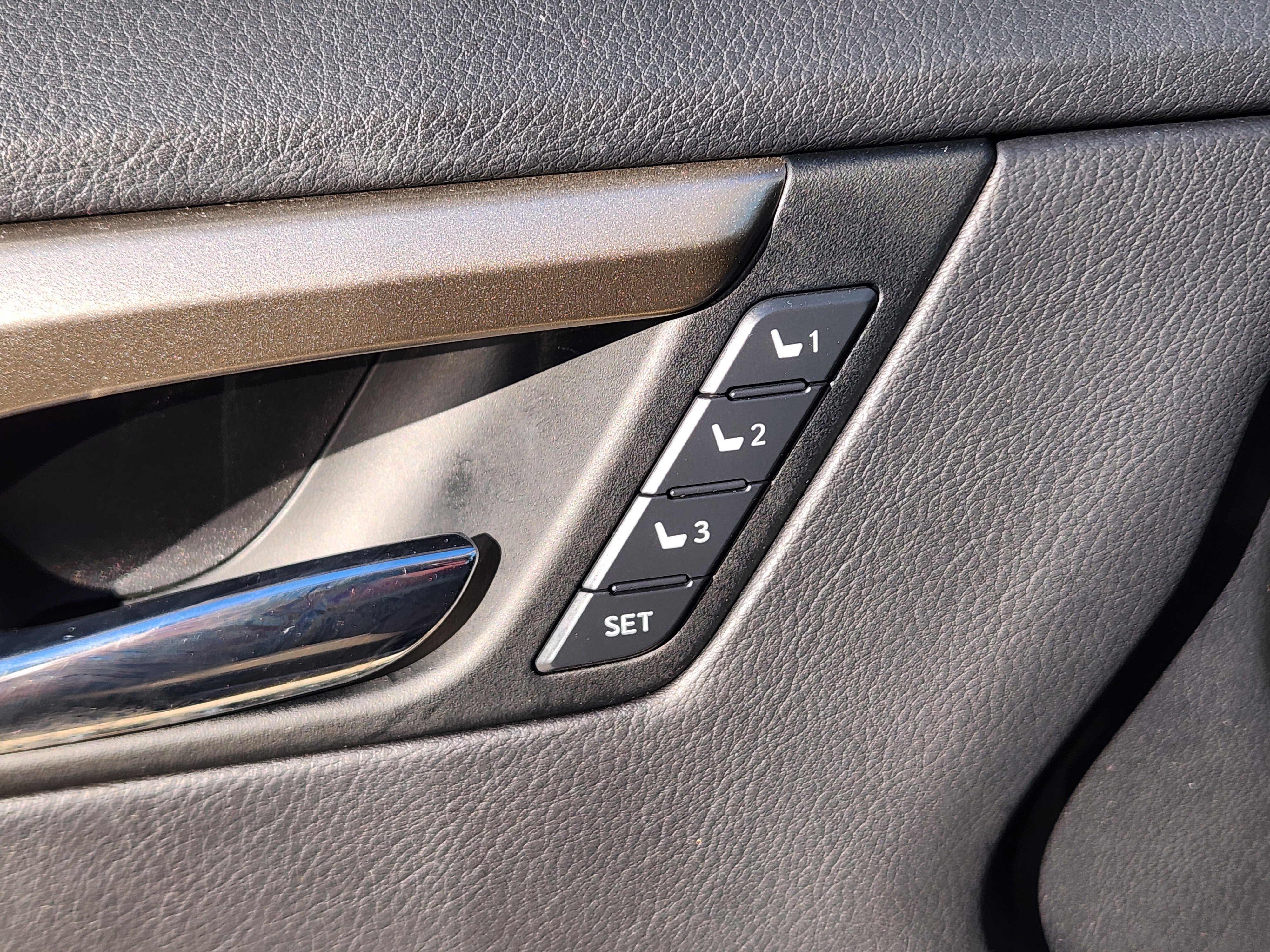 Certified 2022 Lexus RX 350 FWD w/ Premium Package image 33