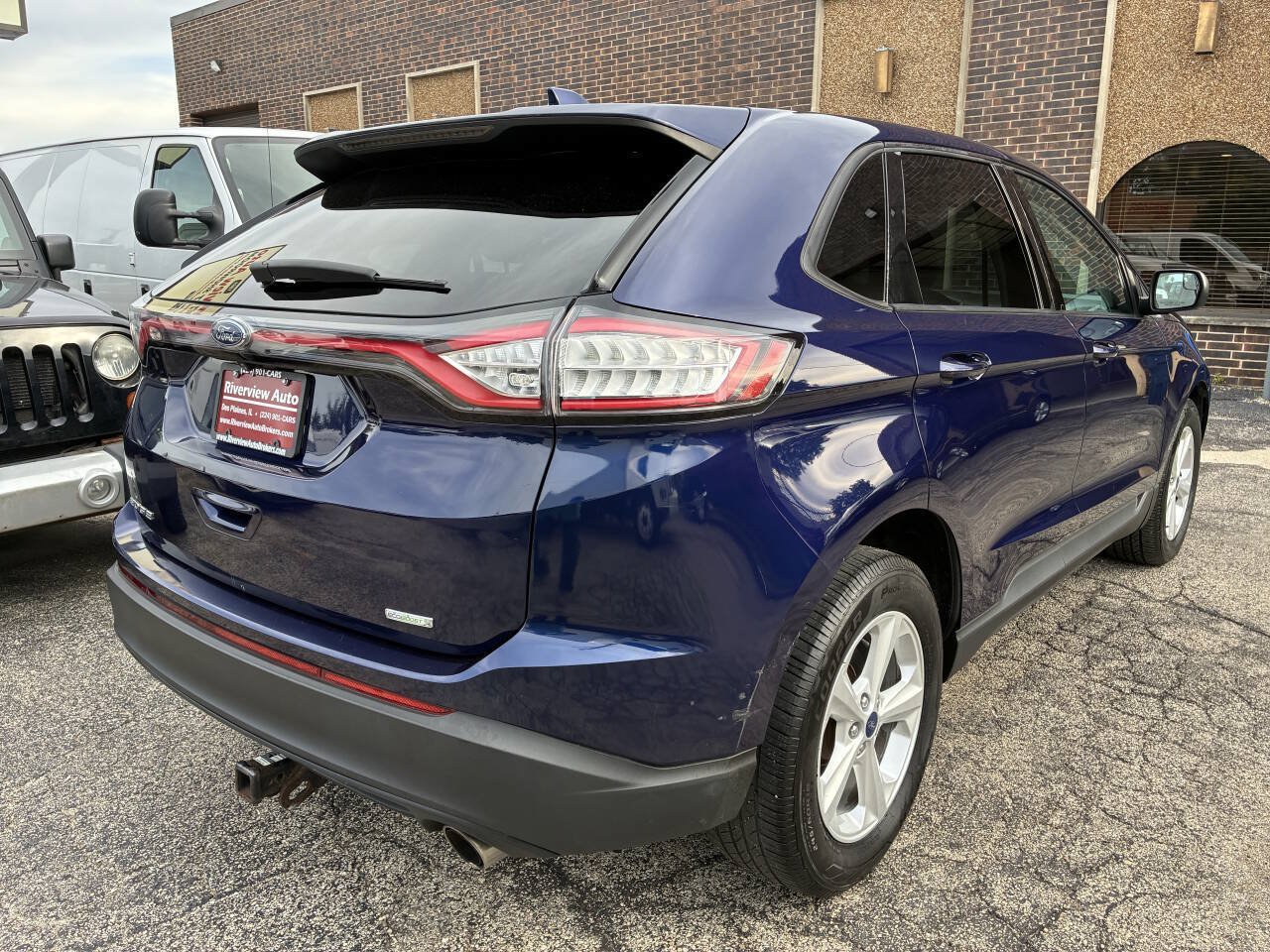Used 2016 Ford Edge SE FWD image 5