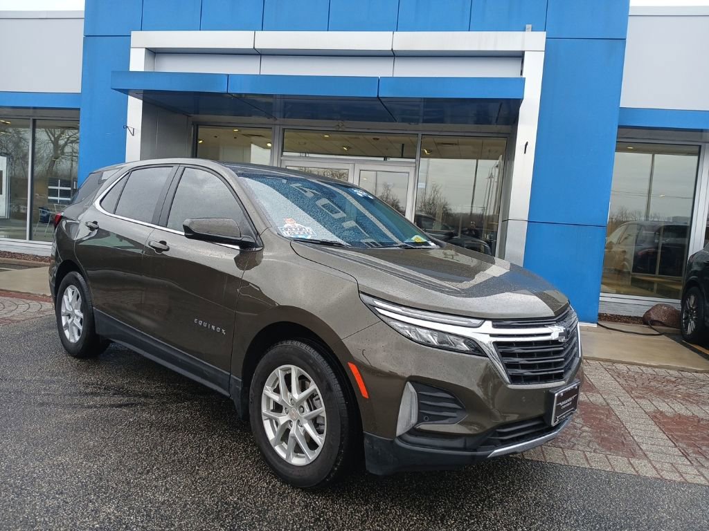 Used 2024 Chevrolet Equinox LT image 2