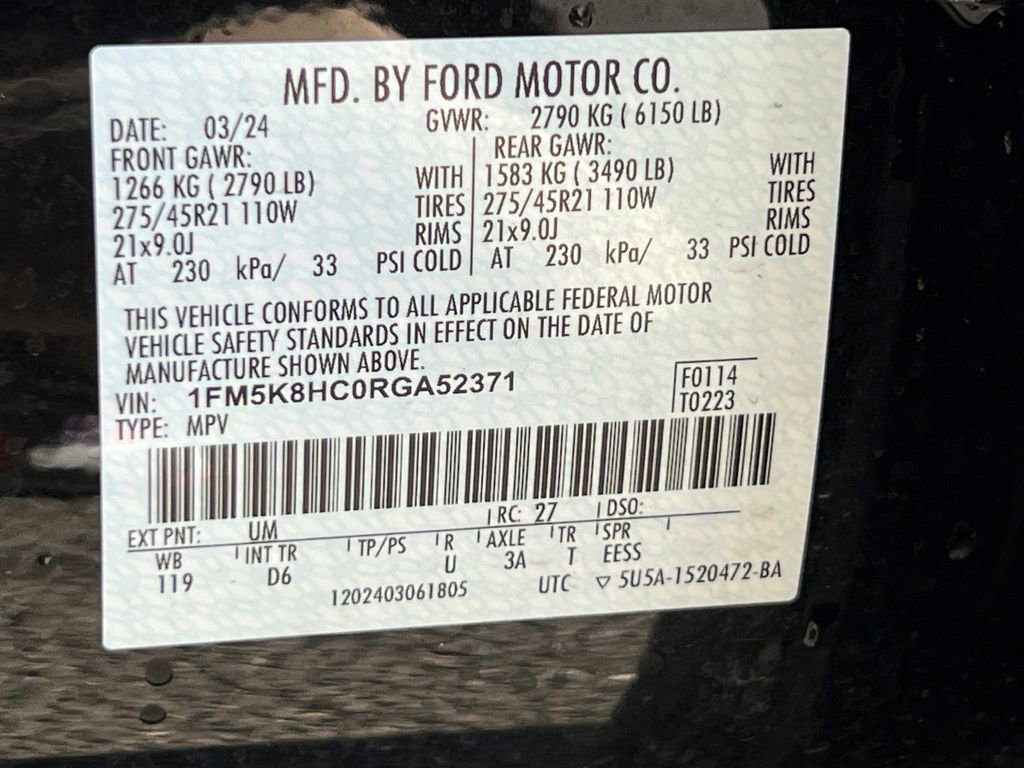 Used 2024 Ford Explorer Platinum w/ Technology Package AWD/4WD image 34