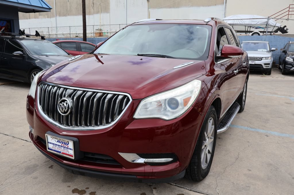 Used 2016 Buick Enclave Leather FWD image 3