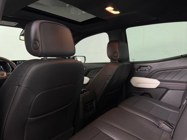 Used 2024 GMC Canyon AT4X AWD/4WD image 19
