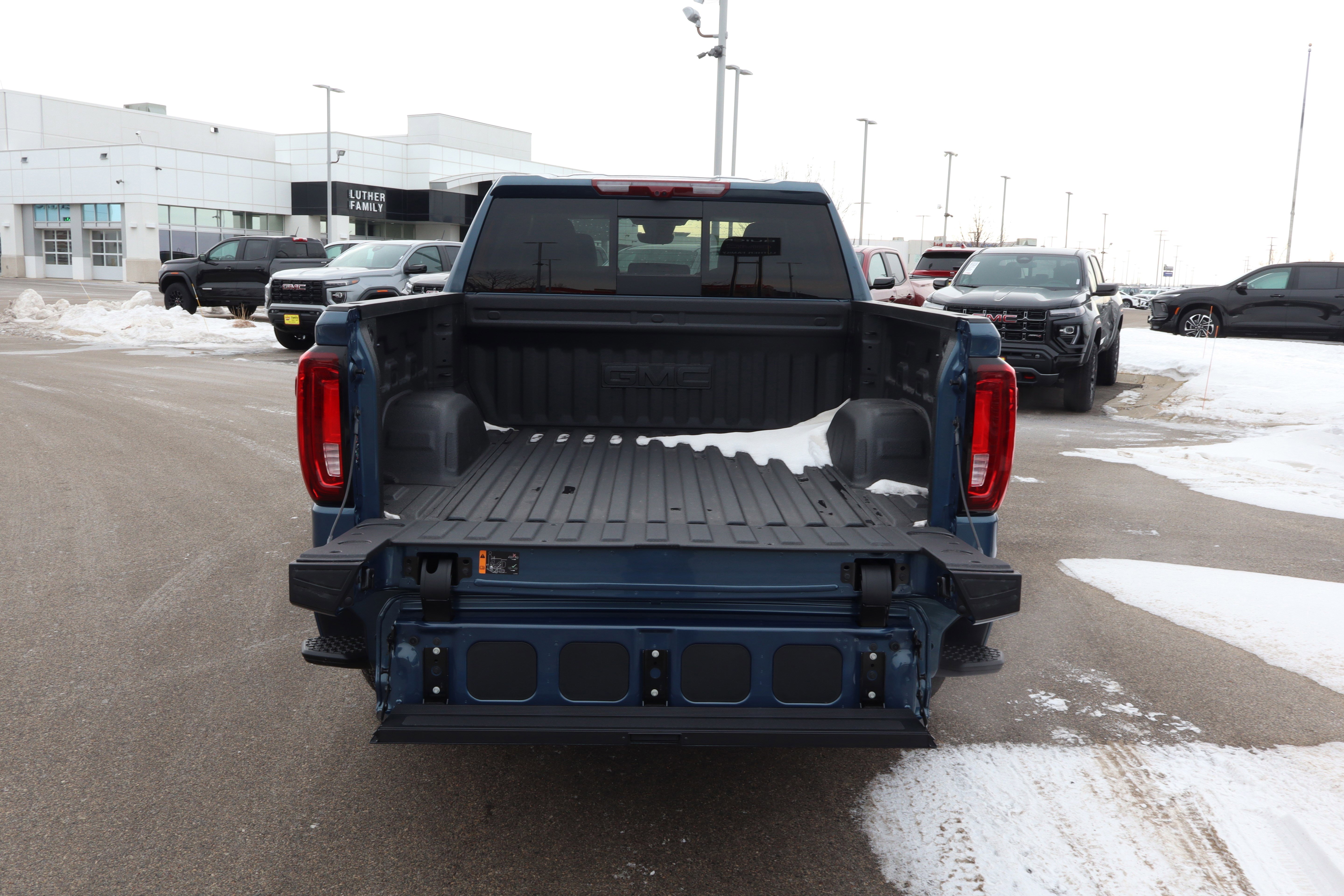 New 2026 GMC Sierra 1500 Denali w/ Technology Package image 16