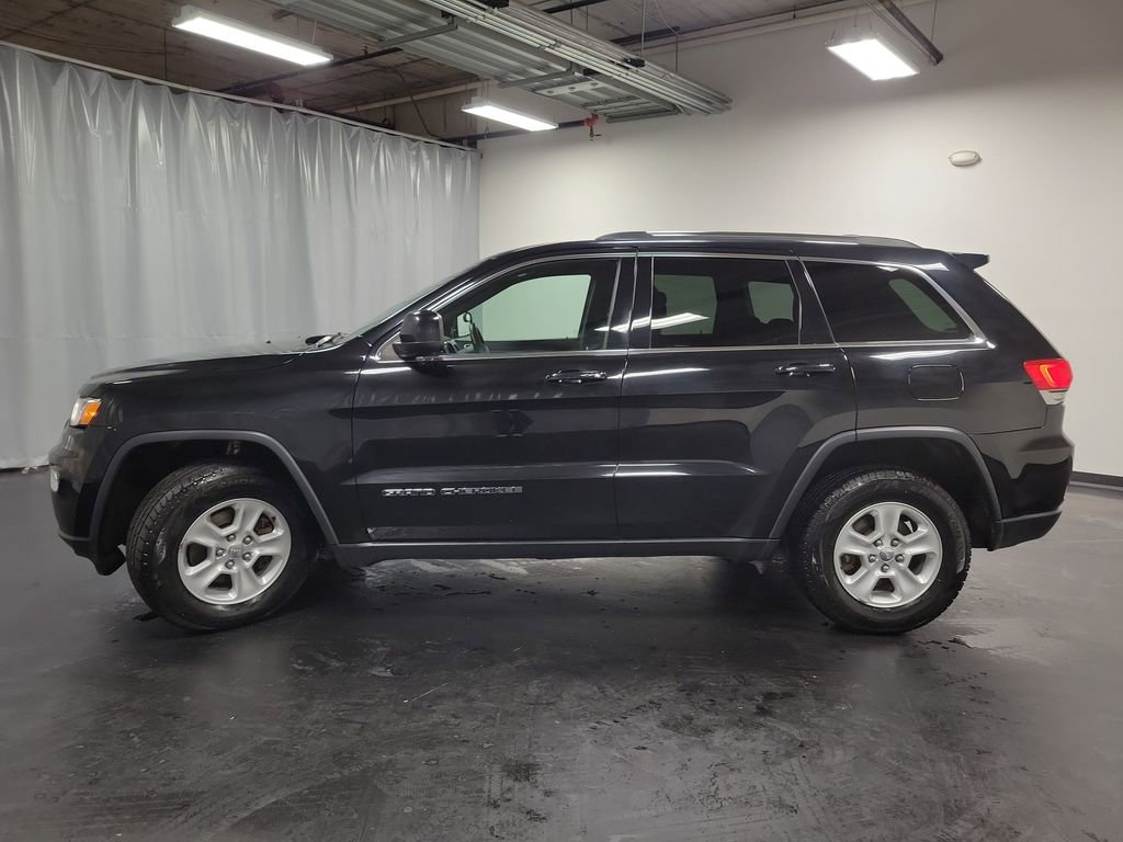 Used 2017 Jeep Grand Cherokee Laredo w/ Quick Order Package 23E image 6