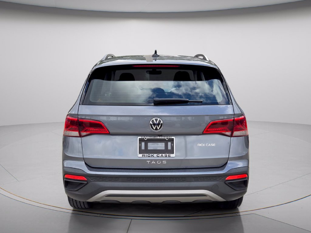 Certified 2023 Volkswagen Taos S FWD image 5