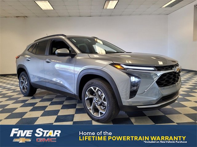 New 2026 Chevrolet Trax LT w/ Driver Confidence Package image 1