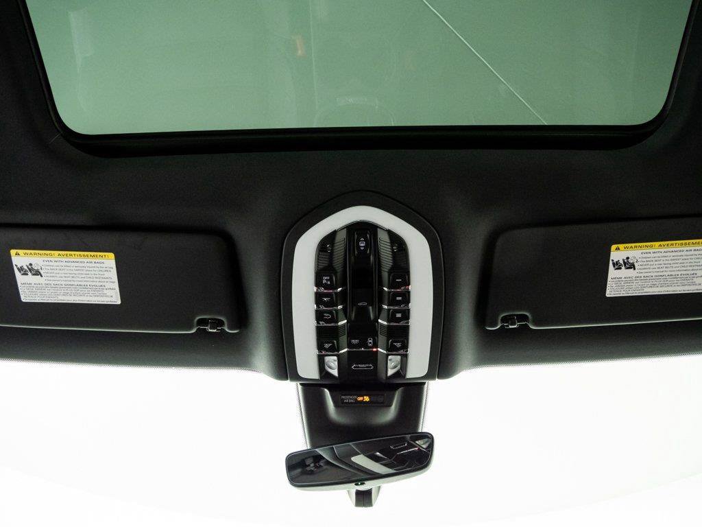 New 2026 Porsche Macan AWD/4WD image 20