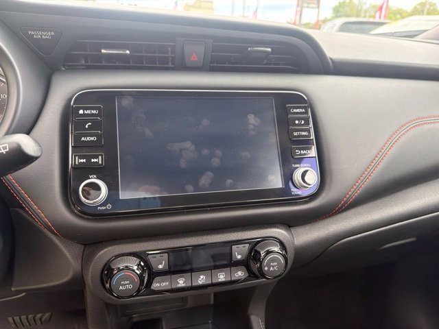 Used 2023 Nissan Kicks SR w/ SR Premium Package FWD image 15