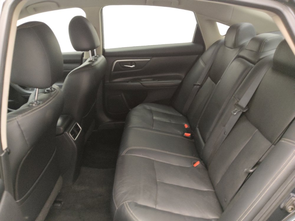 Used 2018 Nissan Altima 2.5 SL FWD image 18