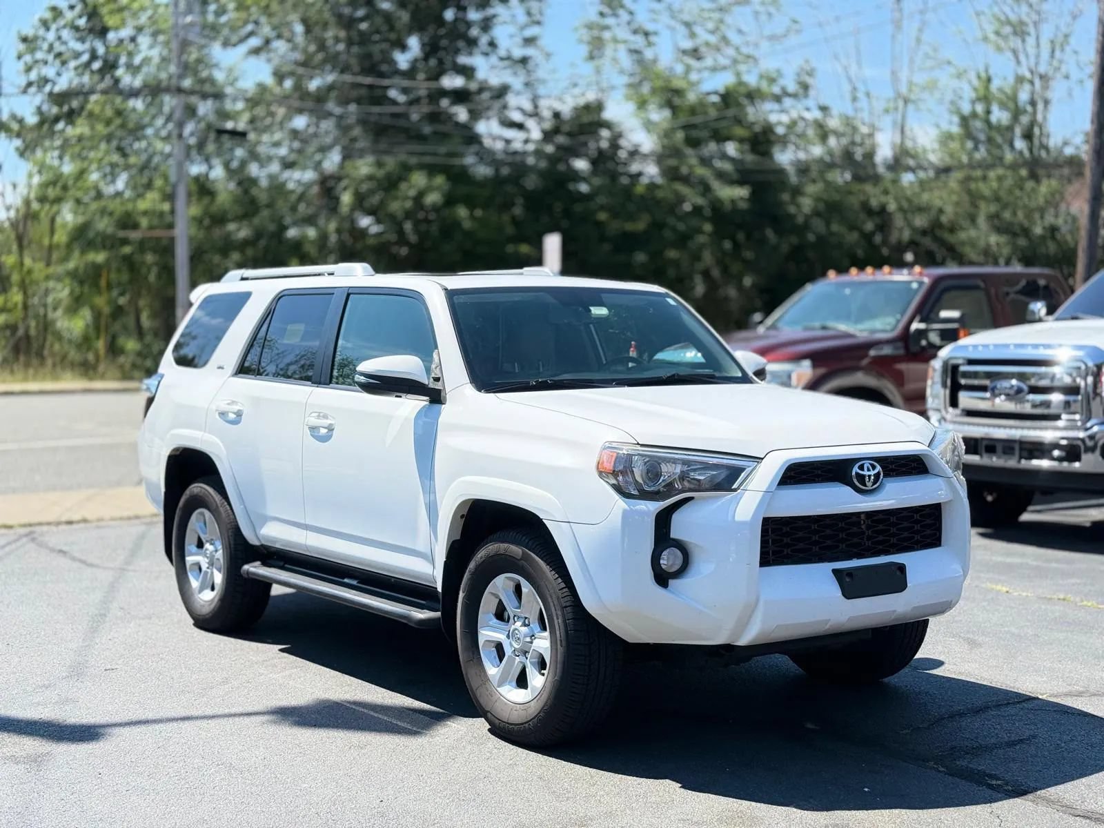 Used 2015 Toyota 4Runner SR5 Premium AWD/4WD image 2