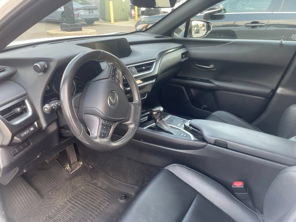 Used 2019 Lexus UX 250h w/ Premium Package AWD/4WD image 46