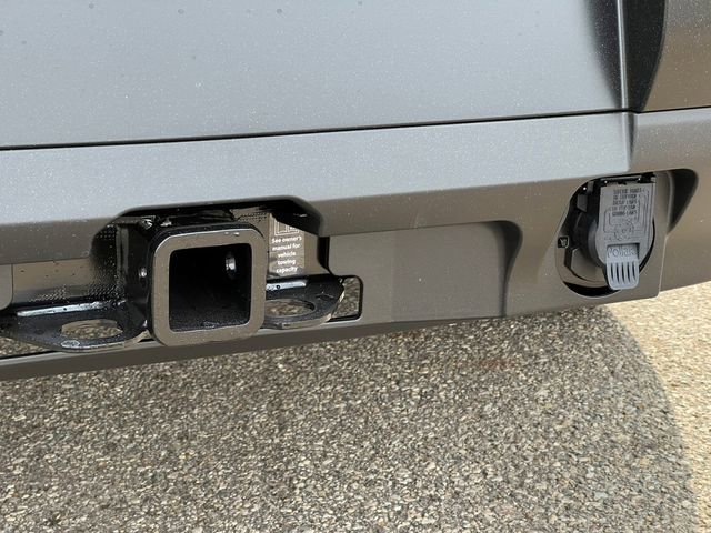 New 2026 Nissan Pathfinder SV image 10