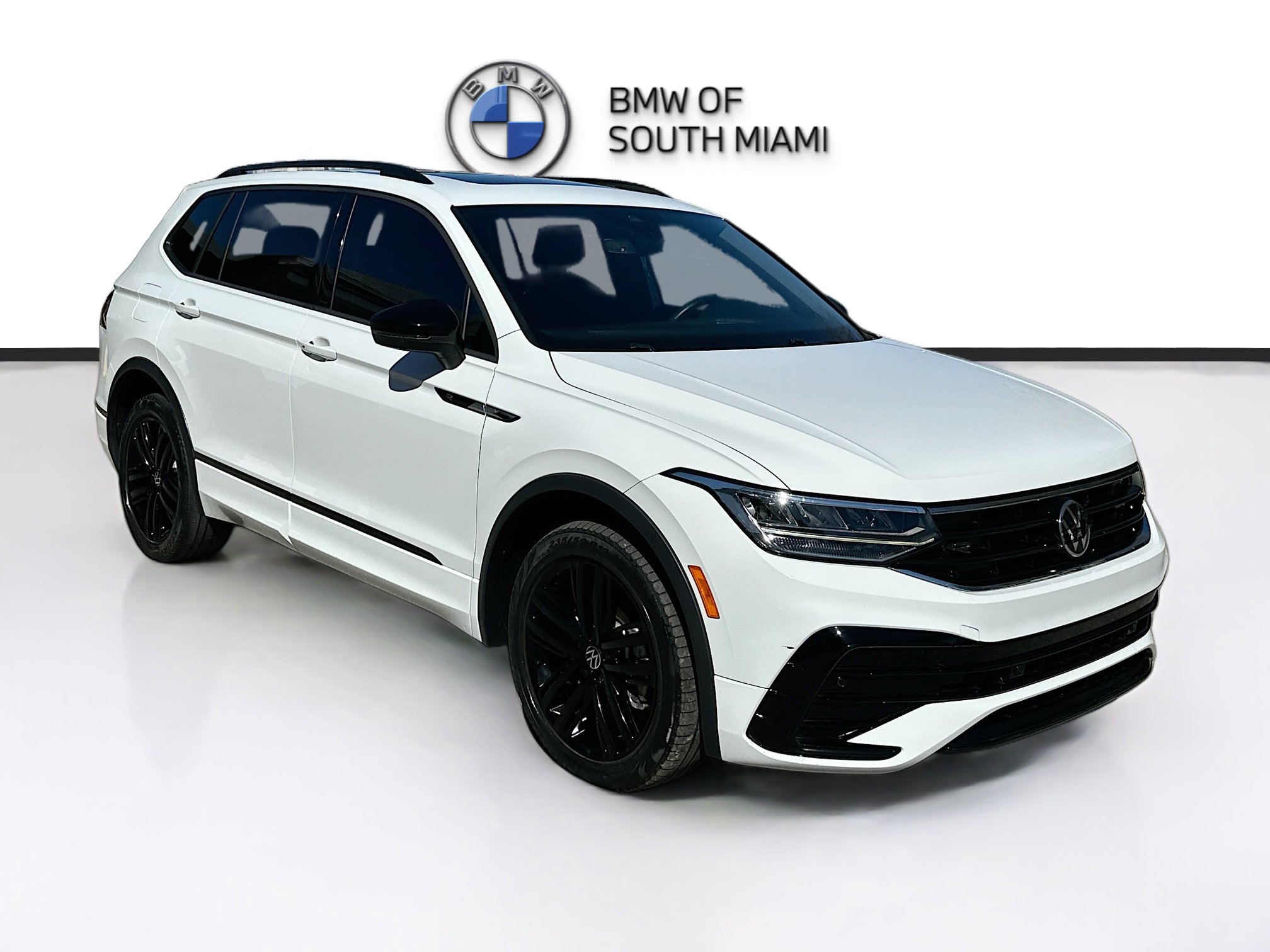 Used 2022 Volkswagen Tiguan SE R-Line