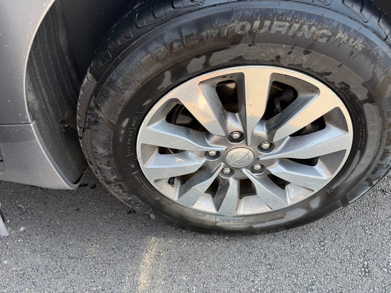 Used 2019 Chrysler Pacifica Touring-L Plus FWD image 16