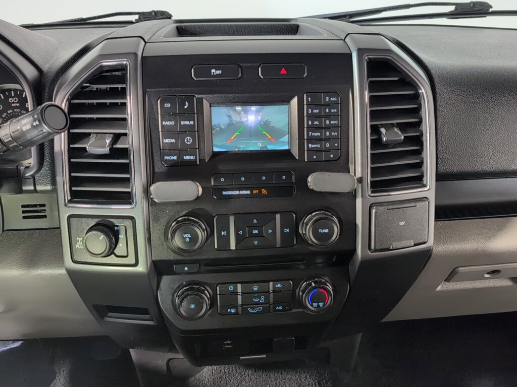 Used 2017 Ford F150 XLT AWD/4WD image 17