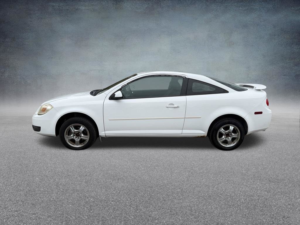 Used 2005 Chevrolet Cobalt LS w/ Preferred Equipment Group FWD image 3