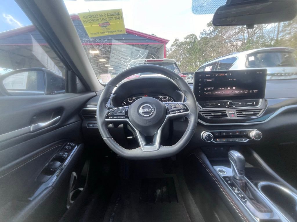 Used 2023 Nissan Altima 2.5 SR image 9