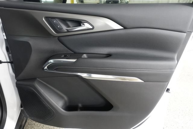 Used 2025 Chevrolet Traverse LT w/ Sun and Wheel Package FWD image 28