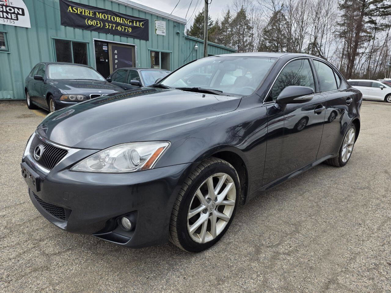 Used 2011 Lexus IS 250 AWD w/ Premium Pkg Value Edition image 4