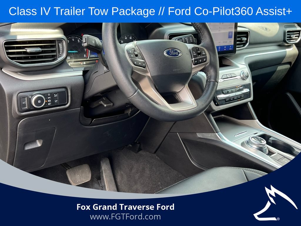 Certified 2023 Ford Explorer XLT w/ Equipment Group 202A AWD/4WD image 17