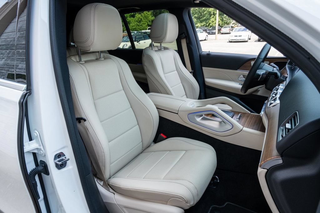 Used 2025 Mercedes-Benz GLE 350 4MATIC image 29