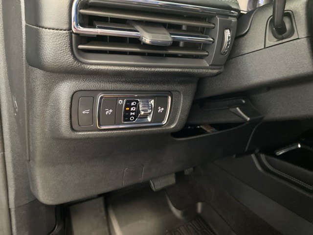 Used 2022 Lincoln Corsair AWD w/ Equipment Group 101A image 16