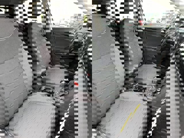 New 2025 Volkswagen Taos SE image 28