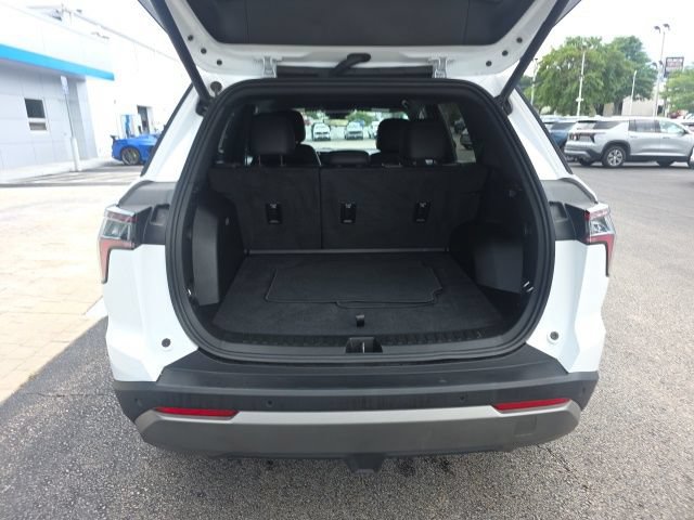 Used 2025 Chevrolet Equinox LT w/ Convenience Package II AWD/4WD image 28