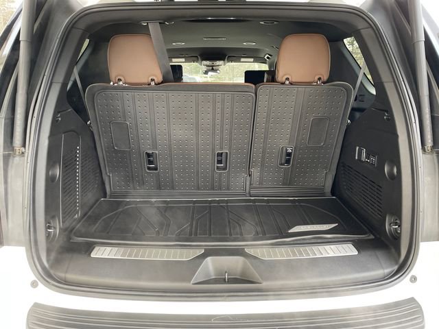 Used 2023 Chevrolet Tahoe High Country w/ Advanced Technology Package image 14