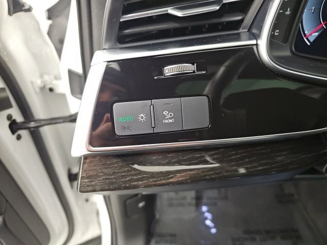 Used 2025 Audi Q7 3.0T Premium Plus image 18